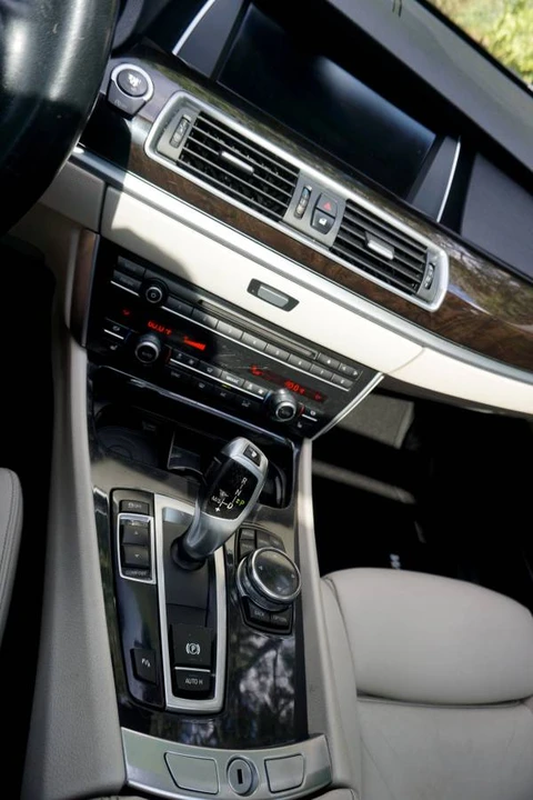 2014 BMW 5 Series - Image 18 of 23