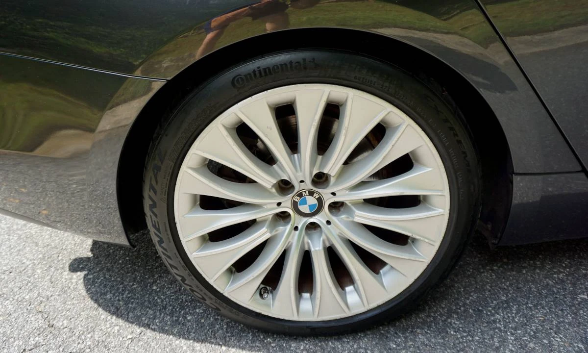 2014 BMW 5 Series - Image 14 of 23