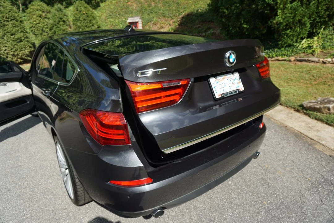 2014 BMW 5 Series - Image 8 of 23