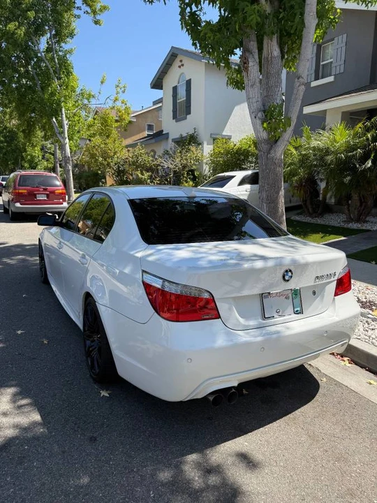 2008 BMW E60 5 Series Sedan - Image 2 of 6