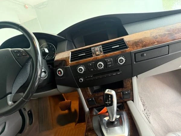 2008 BMW E60 5 Series Sedan - Image 10 of 17