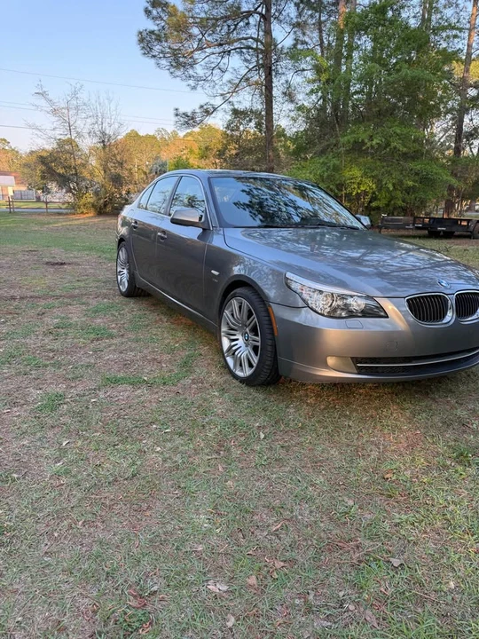 2010 BMW E60 5 Series Sedan - Image 2 of 10