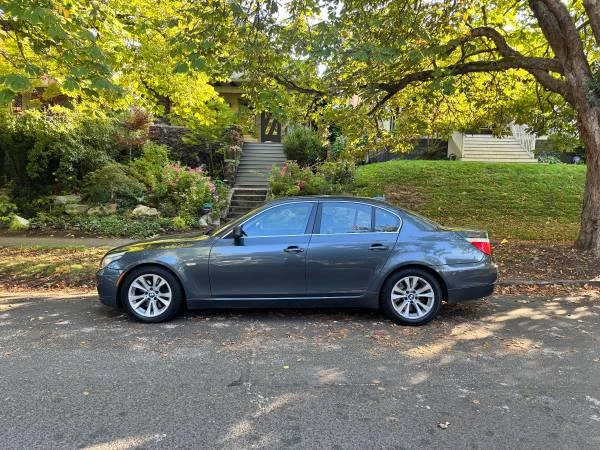 2010 BMW E60 5 Series Sedan - Image 2 of 10