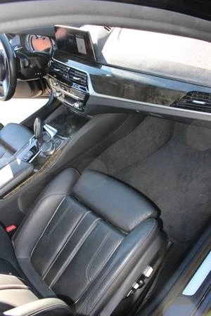 BMW G30 5 Series Sedan - Image 5 of 12