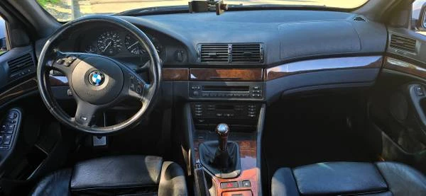 2003 BMW E39 540i - Image 9 of 16