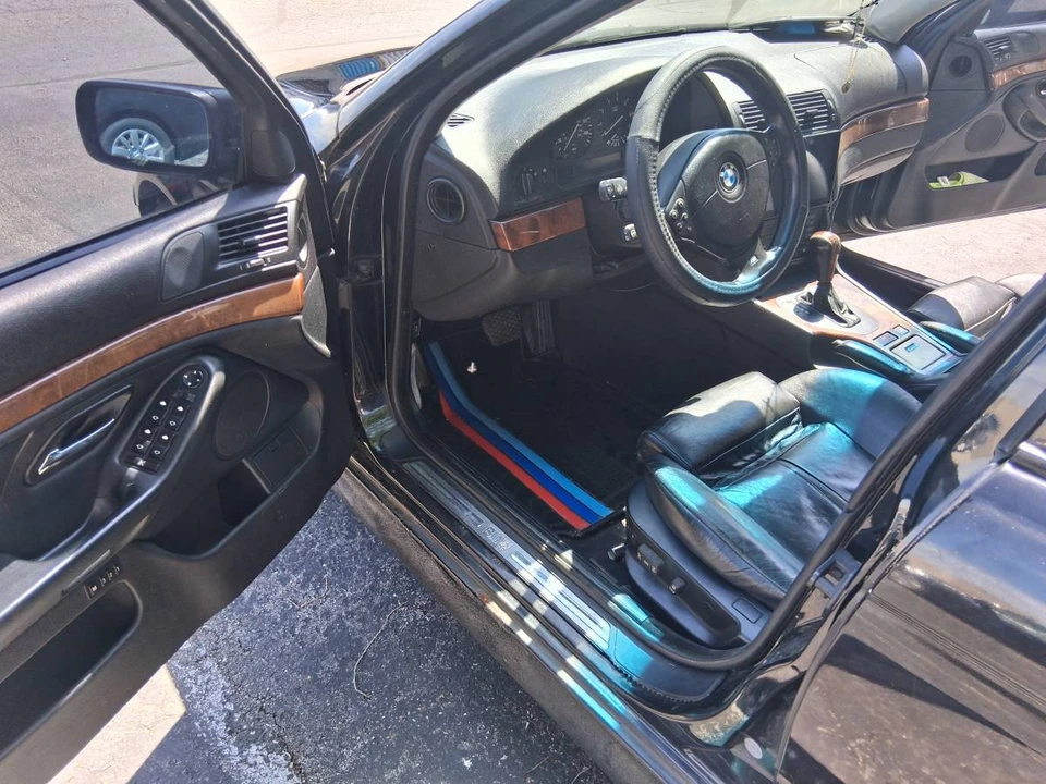 2001 BMW E39 540i - Image 7 of 15