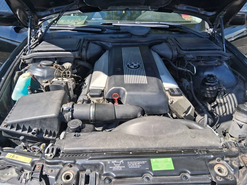 2001 BMW E39 540i - Image 8 of 15