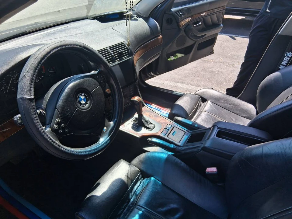 2001 BMW E39 540i - Image 5 of 15