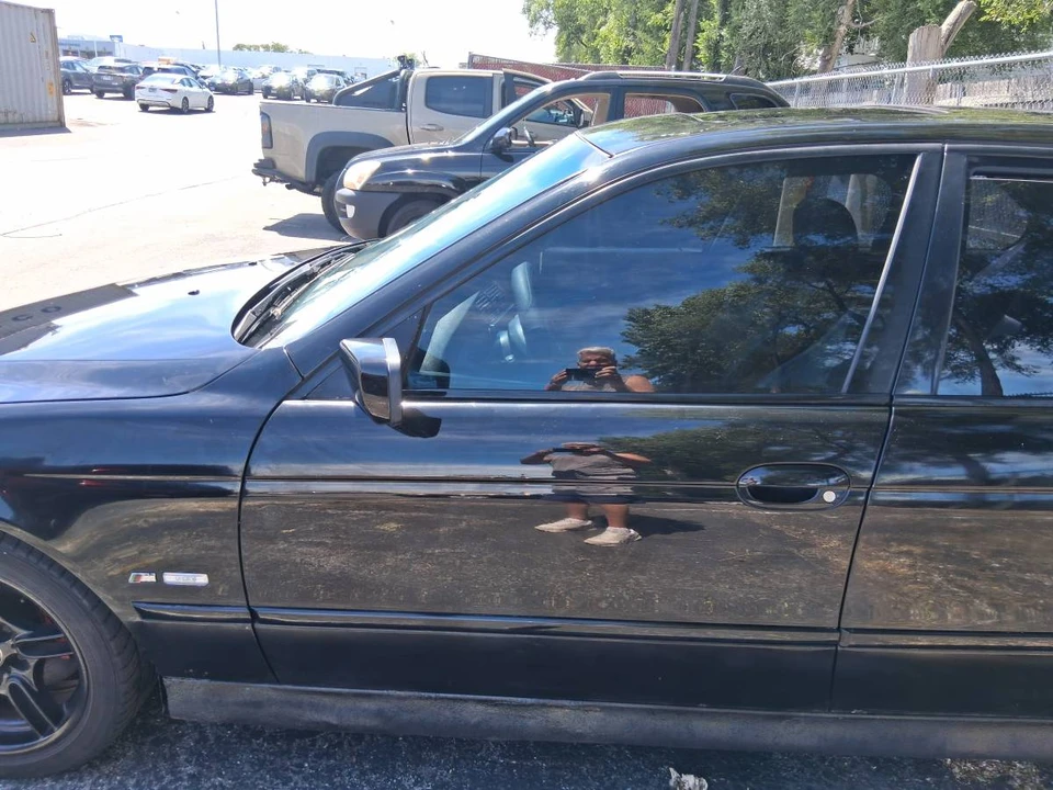 2001 BMW E39 540i - Image 13 of 15
