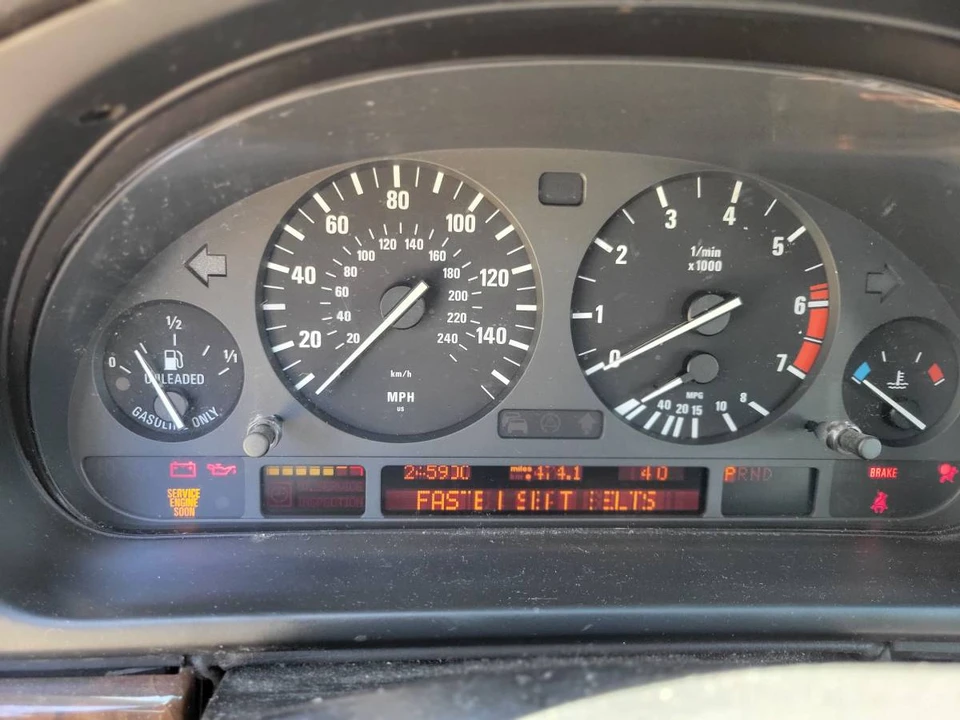 2000 BMW E39 540i - Image 10 of 12