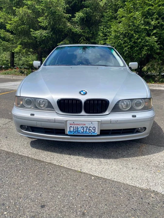 2002 BMW E39 540i - Image 11 of 24