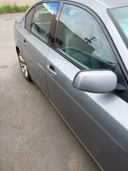 2005 BMW E60 545i & 550i Sedan - Image 4 of 7