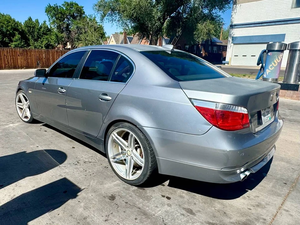 2005 BMW E60 545i & 550i Sedan - Image 2 of 10