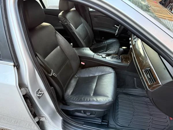 2006 BMW E60 545i & 550i Sedan - Image 10 of 16