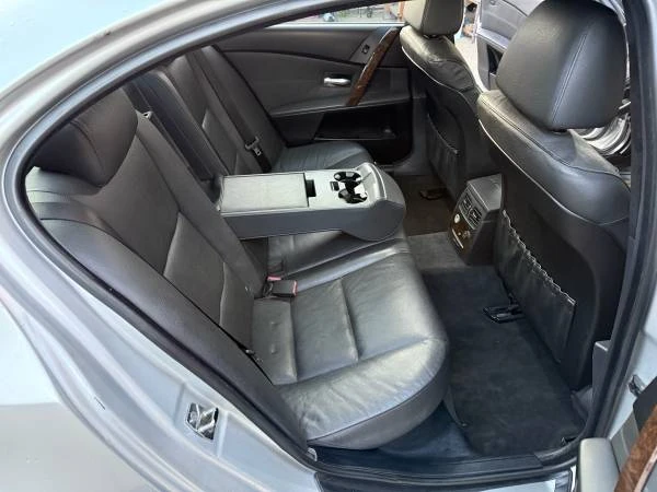 2006 BMW E60 545i & 550i Sedan - Image 9 of 16