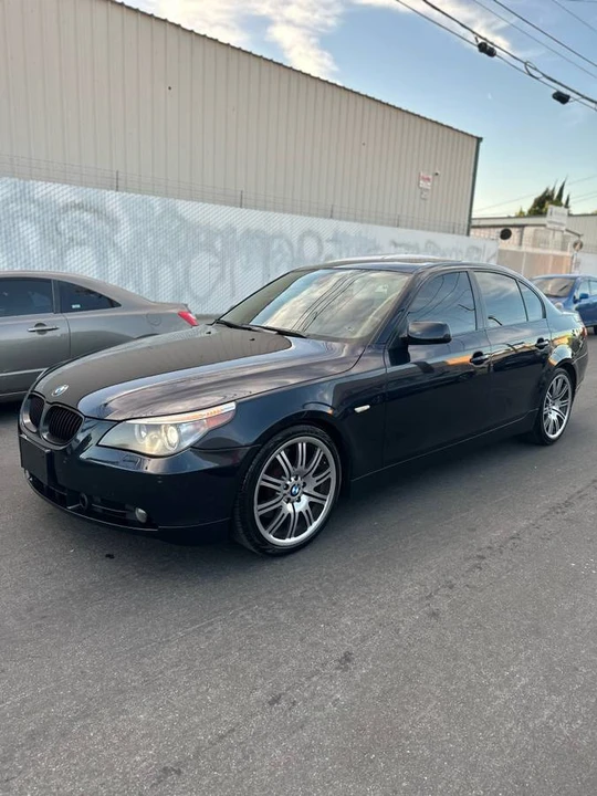 2007 BMW E60 545i & 550i Sedan - Image 12 of 20