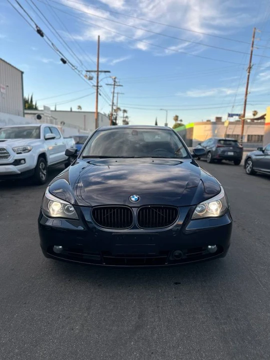 2007 BMW E60 545i & 550i Sedan - Image 11 of 20