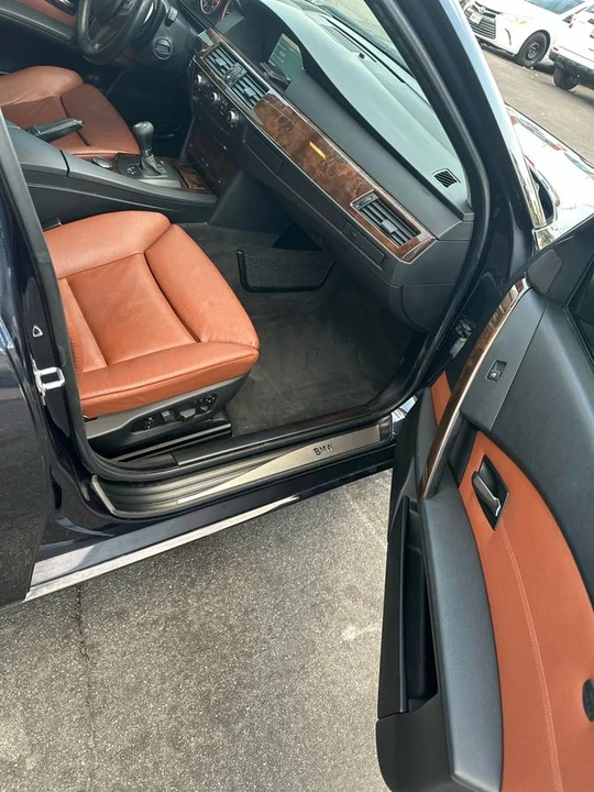 2007 BMW E60 545i & 550i Sedan - Image 18 of 20