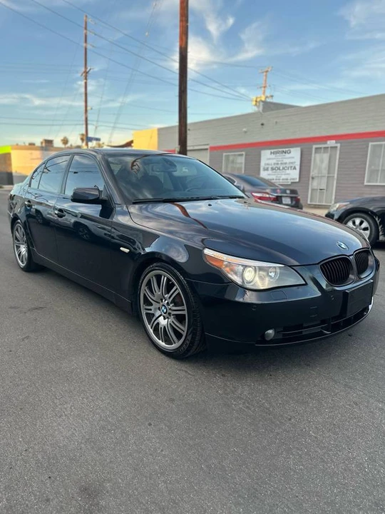 2007 BMW E60 545i & 550i Sedan - Image 10 of 20