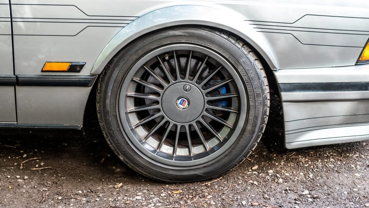 1989 BMW E24 6 Series - Image 10 of 30