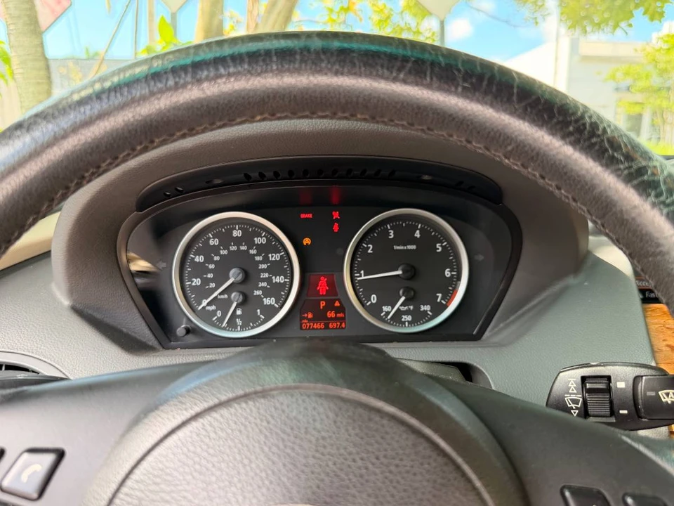 2005 BMW E63/E64 645Ci & 650i - Image 14 of 19