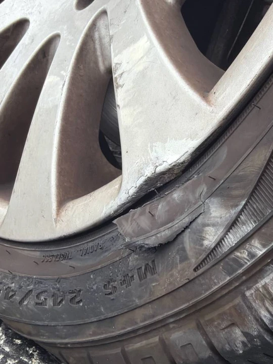 2005 BMW E63/E64 645Ci & 650i - Image 18 of 19