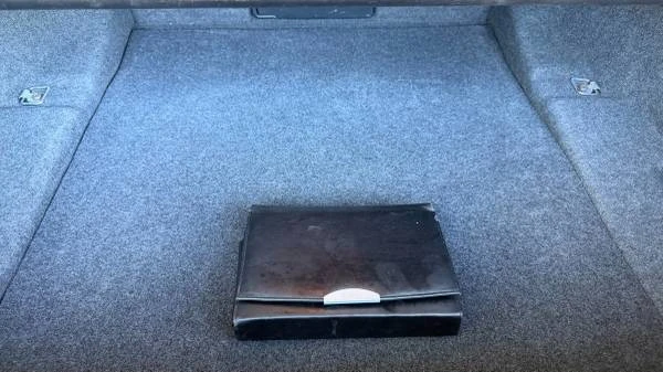 2004 BMW E63/E64 645Ci & 650i - Image 13 of 15