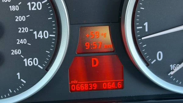 2004 BMW E63/E64 645Ci & 650i - Image 11 of 15