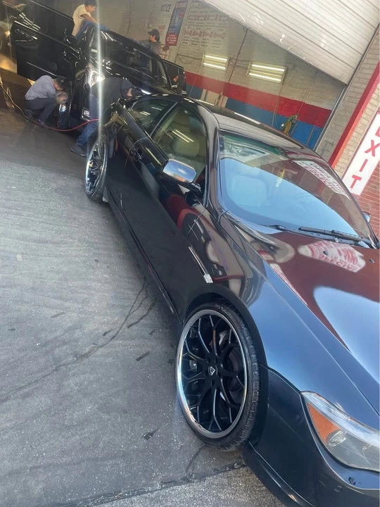 2006 BMW E63/E64 645Ci & 650i - Image 2 of 10