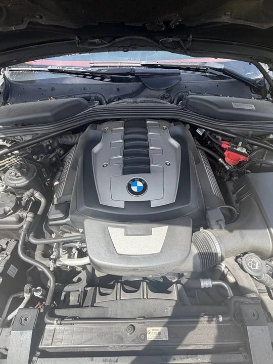 2006 BMW E63/E64 645Ci & 650i - Image 14 of 15