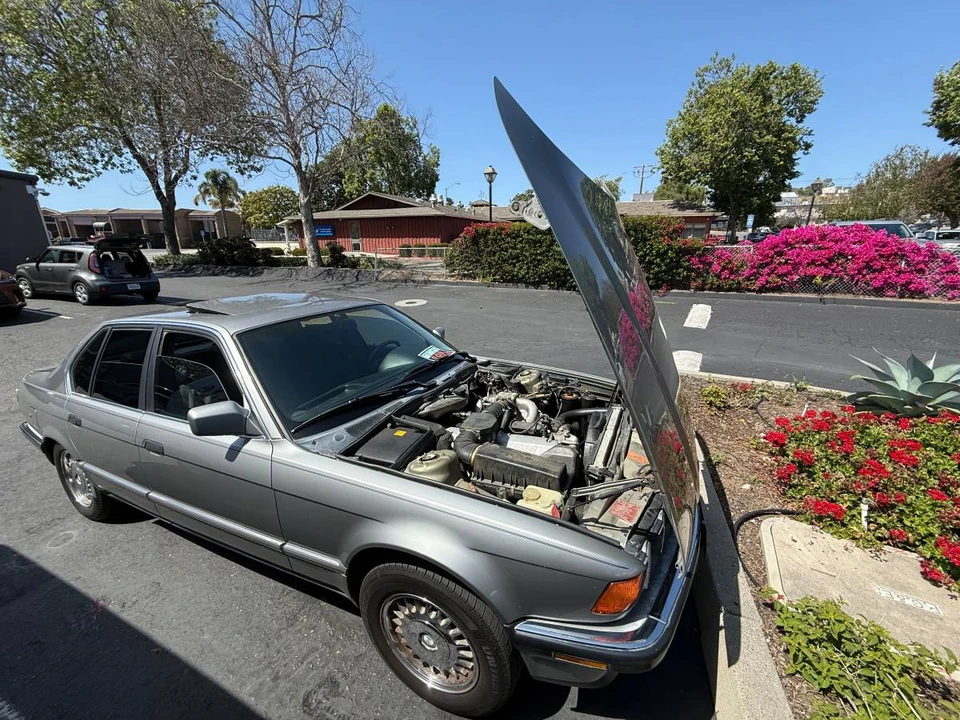 1988 BMW E32 7 Series - Image 5 of 8