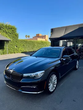 2017 BMW 740i