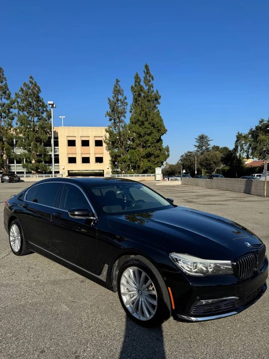 2017 BMW G11/G12 7 Series - Image 2 of 14
