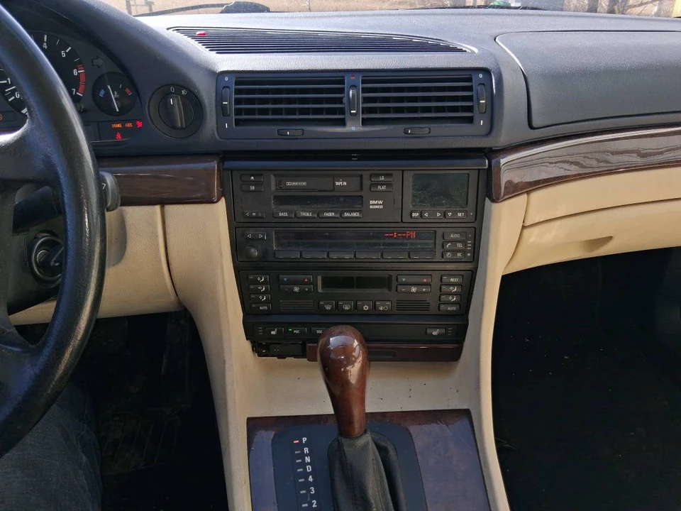 1999 BMW E38 7 Series - Image 5 of 5