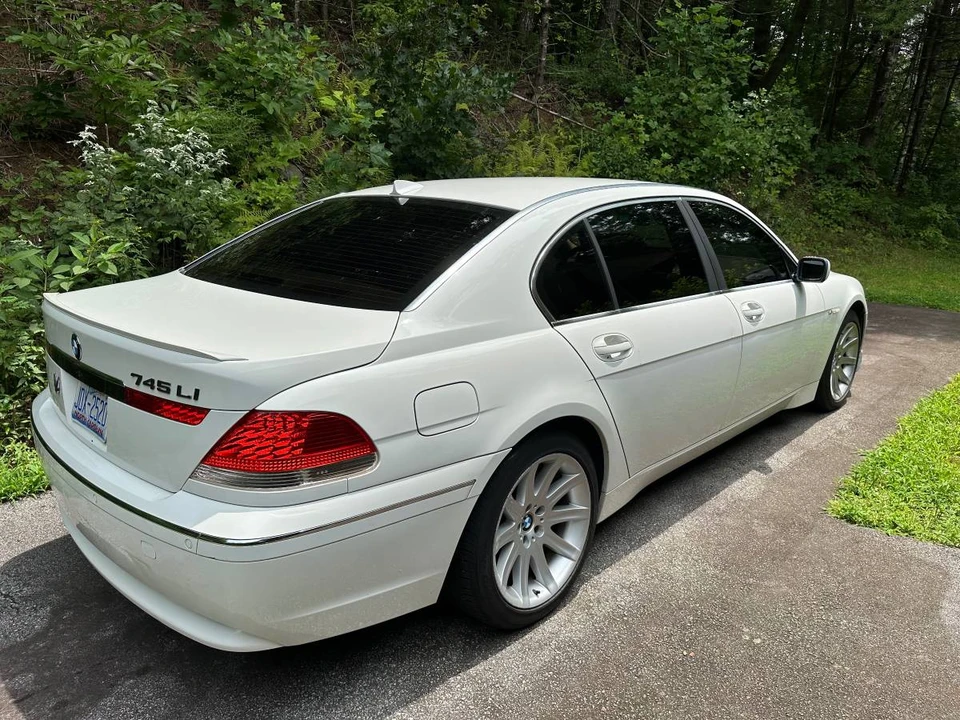 2003 BMW E65/E66 7 Series - Image 2 of 10