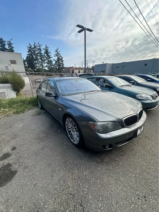 2008 BMW E65/E66 750i & 760i Sedan - Image 3 of 3