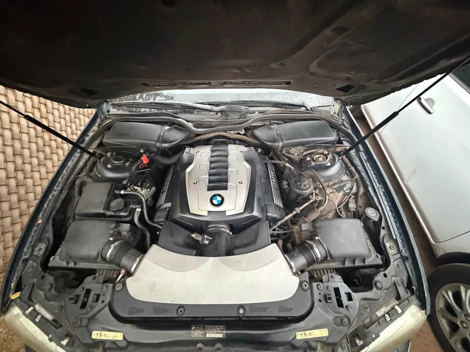 BMW 7 Series - Image 4 of 10