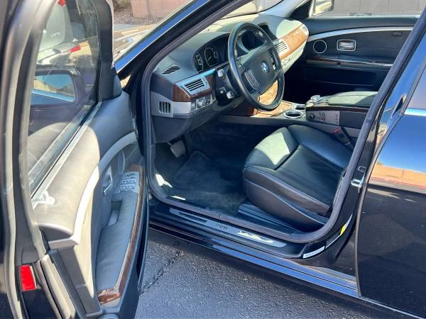2006 BMW E65/E66 750i & 760i Sedan - Image 2 of 2