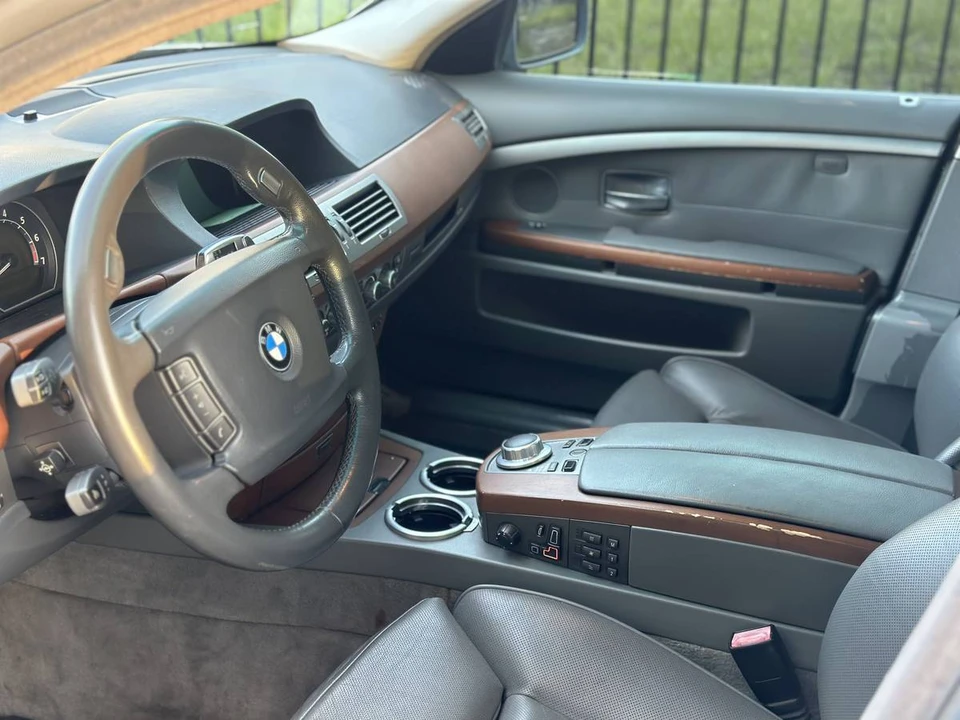 2006 BMW E65/E66 750i & 760i Sedan - Image 19 of 24