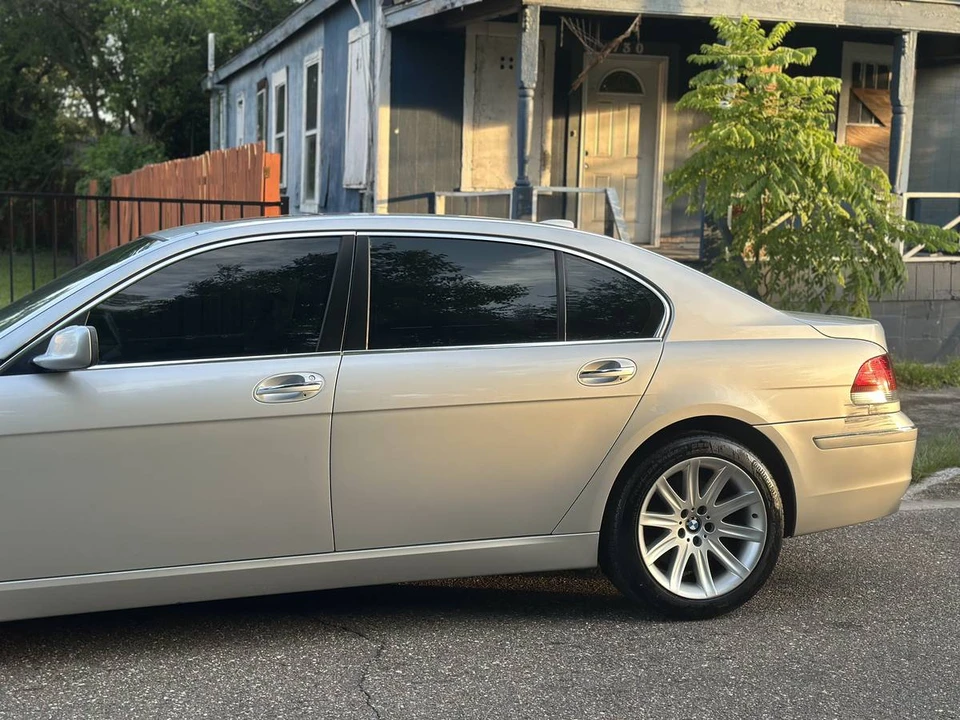 2006 BMW E65/E66 750i & 760i Sedan - Image 4 of 24