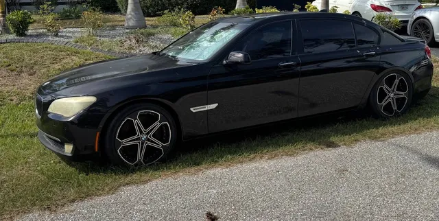 2011 BMW 750Li