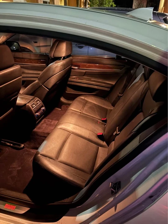 BMW 7 Series - Image 5 of 5