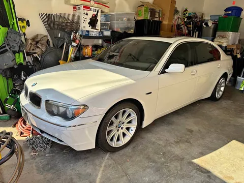 2005 BMW 750i
