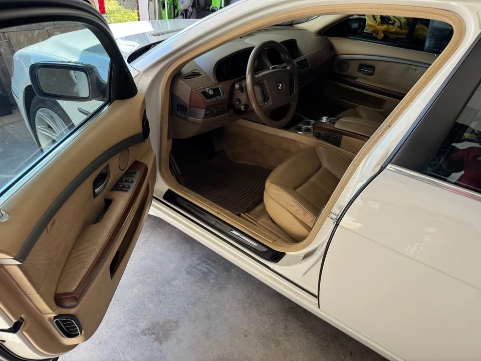 2005 BMW E65/E66 750i & 760i Sedan - Image 6 of 9