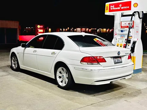 2008 BMW 750i