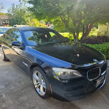 2012 BMW 750i