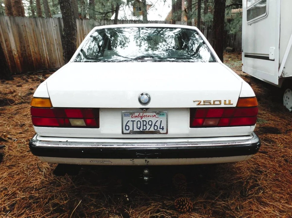 1991 BMW E32 7 Series - Image 3 of 21