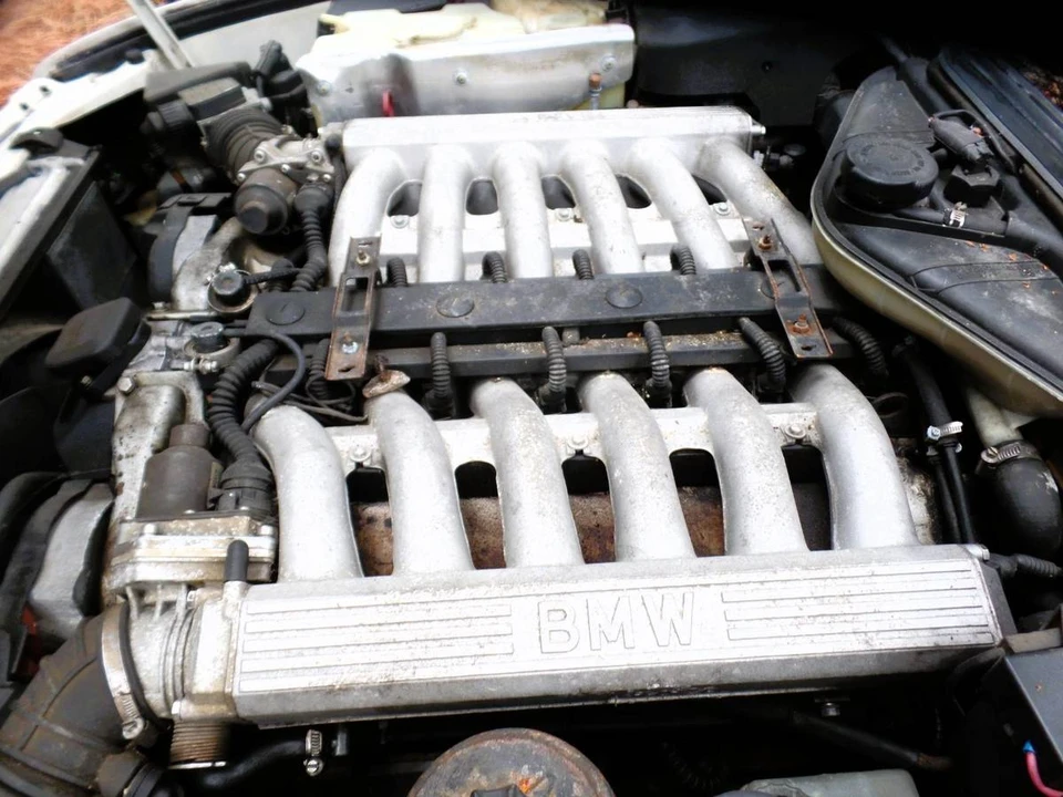 1991 BMW E32 7 Series - Image 16 of 21