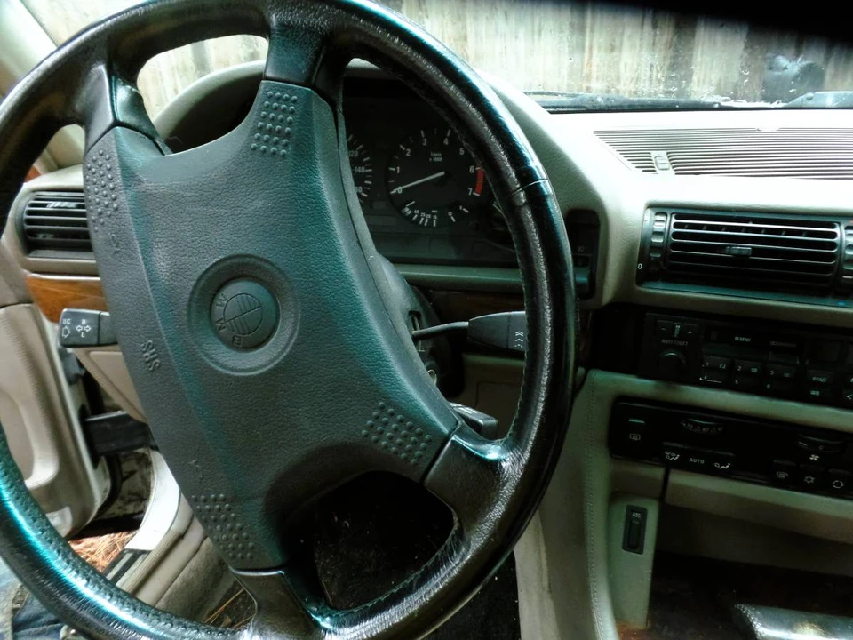 1991 BMW E32 7 Series - Image 14 of 23