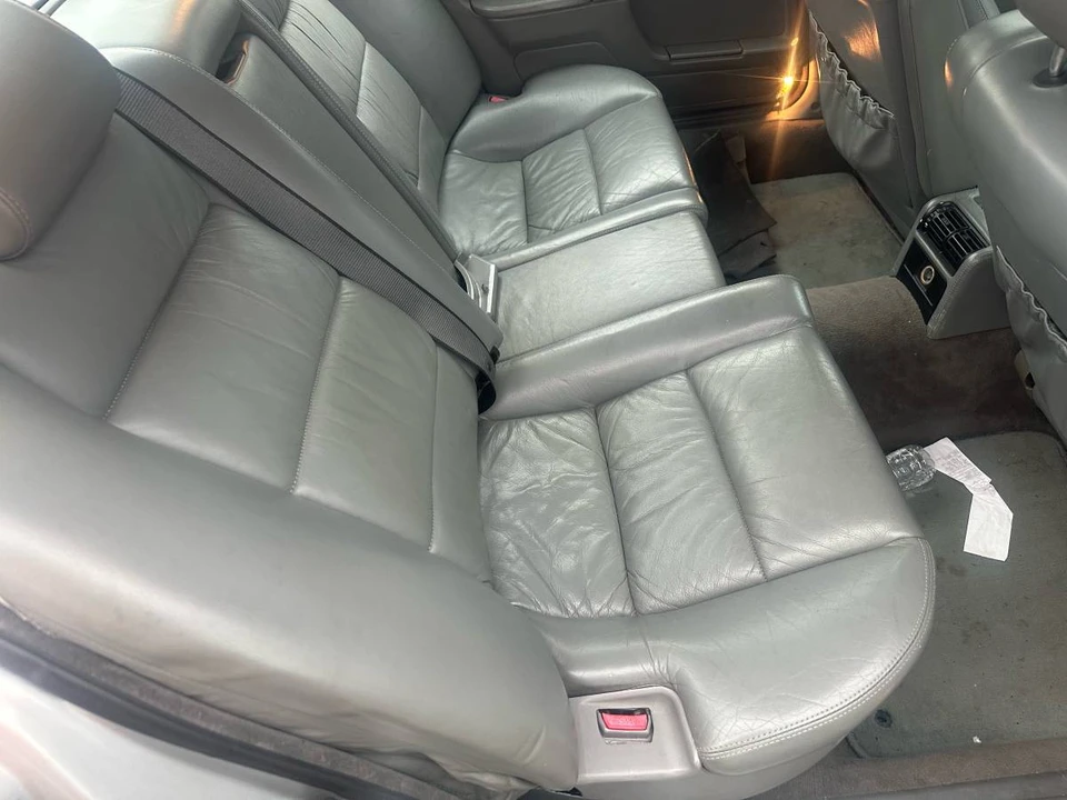1990 BMW E32 7 Series - Image 17 of 23